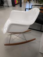 Eames RAR Schommelstoel Wit Glossy, Huis en Inrichting, Wit, Zo goed als nieuw, Eén, Ophalen