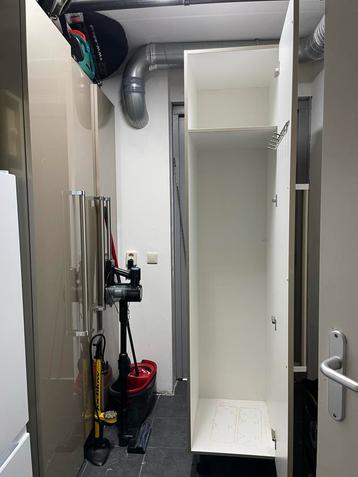 Schuurkast - 210cm hoog, 44.5cm breed, 59cm diep