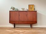 Vintage highboard kast Deens wandkast teak hout jaren 50/60, Huis en Inrichting, Kasten | Wandmeubels, Ophalen, Gebruikt, 100 tot 150 cm