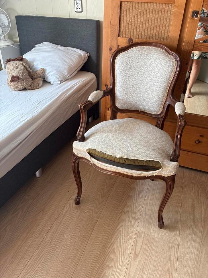 Antieke Stoel - Restauratieproject, Antiek en Kunst, Antiek | Meubels | Stoelen en Banken, Ophalen of Verzenden