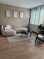 Organische hoekbank beige Rozzano Kwantum, Huis en Inrichting, Banken | Complete zithoeken, Ophalen, Zo goed als nieuw