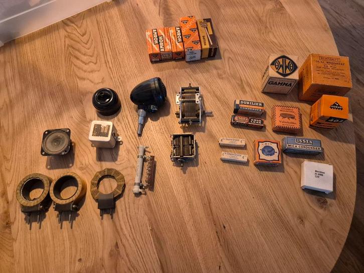 Vintage radio-onderdelen – AMROH, Philips, Lissen, Dubilier,, Audio, Tv en Foto, Radio's, Ophalen of Verzenden