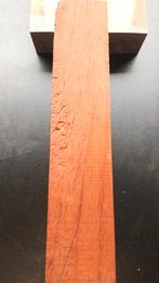 Padouk blok nr 18.  26 x 22 x 5,5 cm, Ophalen of Verzenden