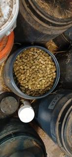 Grasbrok: Mulhdorfer hooipellets, Dieren en Toebehoren, Ophalen, Gebruikt