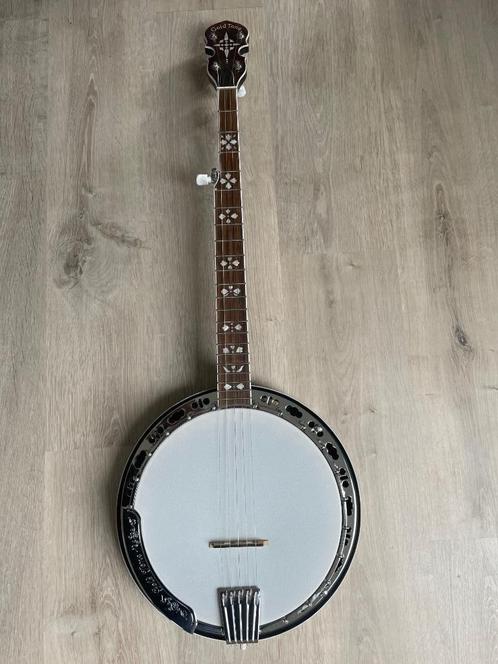 Goldtone Bluegrass Banjo BG-150F, Muziek en Instrumenten, Snaarinstrumenten | Banjo's, Zo goed als nieuw, 5-snarige of Bluegrassbanjo