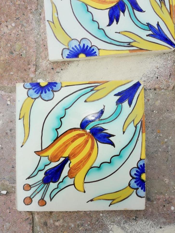 50 stuks antieke wandtegels tulp handbeschilderd 13.1x13.1, Antiek en Kunst, Antiek | Wandborden en Tegels, Ophalen