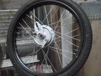 wielen met banden oltimers en spatbord, Fietsen en Brommers, Brommeronderdelen | Oldtimers, Ophalen of Verzenden, Gebruikt, Overige typen