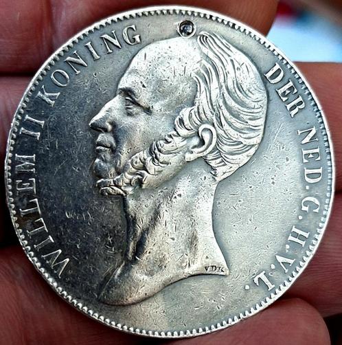 Prachtige 2 ½ gulden 1845 Willem II Nederland, Postzegels en Munten, Munten | Nederland, 2½ gulden, Koningin Wilhelmina, Zilver
