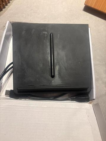 Tesla Model 3 Draadloze Laadset beschikbaar voor biedingen