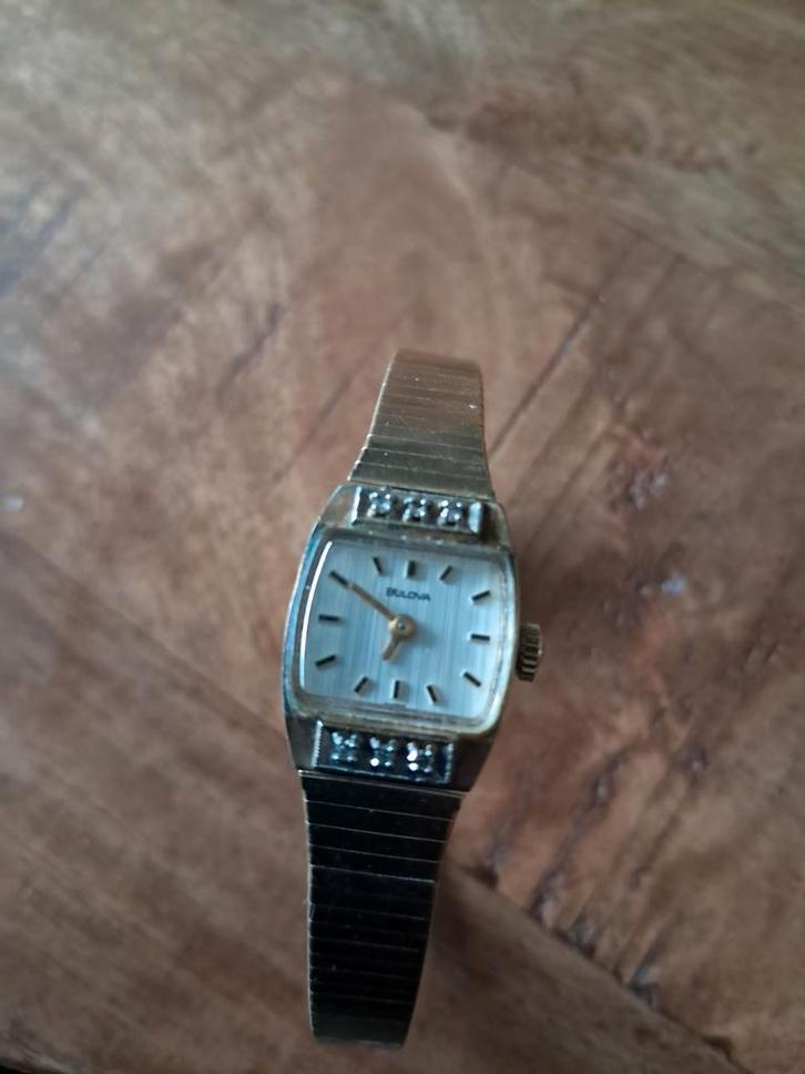 Vintage Bulova Dameshorloge met Strass, Sieraden, Tassen en Uiterlijk, Horloges | Dames, Gebruikt, Polshorloge, Overige merken
