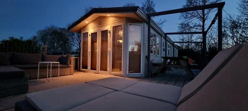 LUXE BEACH CHALET - MANTELZORG / STACARAVAN - Caravan, Caravans en Kamperen, Stacaravans, tot en met 6, Ophalen of Verzenden