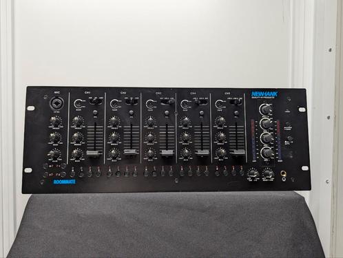 Newhank Room mate mengtafel mengpaneel, Muziek en Instrumenten, Mengpanelen, Gebruikt, 5 tot 10 kanalen, Microfooningang, Ophalen of Verzenden