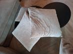Te koop 4 claudi kussens taupe, Huis en Inrichting, Woonaccessoires | Kussens, Ophalen of Verzenden, Zo goed als nieuw, Vierkant