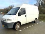 Peugeot Boxer diesel met laadklep, Auto's, Vrachtwagens, 86 pk, Origineel Nederlands, Bedrijf, Te koop