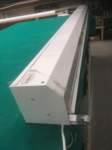 Rolluik elektrisch/afstandb* 111cm breed/ 168,5 h beschikbaar voor biedingen