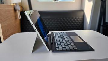 Microsoft Surface Pro 10 inclusief toetsenbord en pen beschikbaar voor biedingen