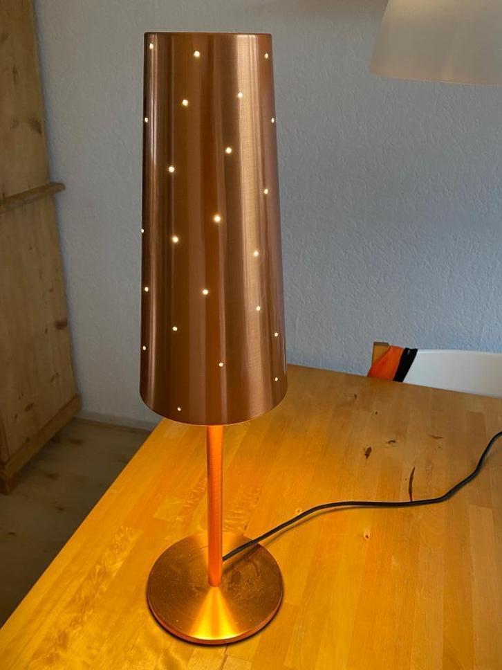 IKEA Tallvik tafellamp Anne Nilsson Koperkleurig met stippen, Huis en Inrichting, Lampen | Tafellampen, Zo goed als nieuw, 50 tot 75 cm