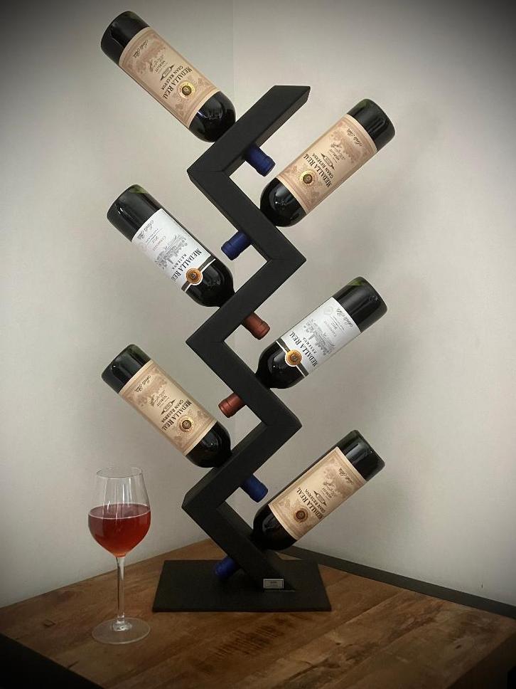 Wijnpaal ZigZag6 Bor Dutch Design, Huis en Inrichting, Woonaccessoires | Wijnrekken, Nieuw, 75 cm of meer, Metaal, 5 tot 15 flessen