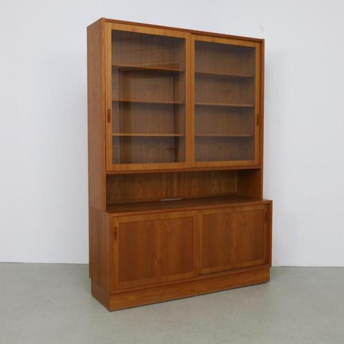 Teak Display Cabinet by Paul Hundevad, 1970s, Huis en Inrichting, Kasten | Buffetkasten, Gebruikt, Ophalen