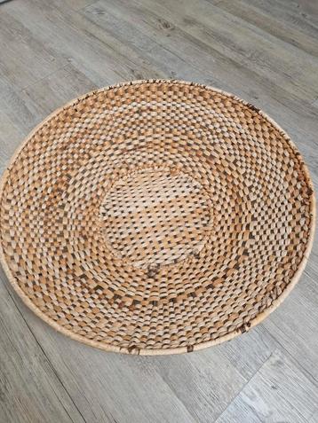 Grote Rotan Schaal - 60cm beschikbaar voor biedingen