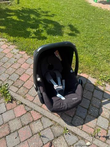 Maxi-Cosi Pebble Autostoeltje beschikbaar voor biedingen