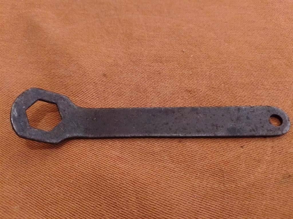 oud type bracketsleutel / wrench, Fietsen en Brommers, Fietsaccessoires | Fietsgereedschap, Verzenden, Gebruikt, Crankstelgereedschap