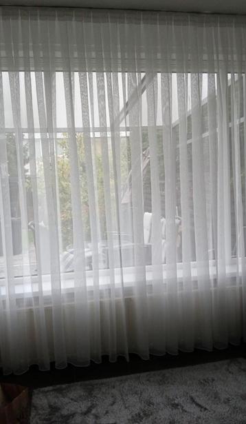 Nieuwe vitrage 400x270 beschikbaar voor biedingen