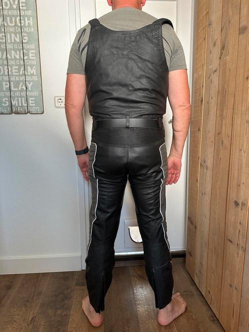 Leren motorbroek met hes maat 50 (heren), Motoren, Kleding | Motorkleding, Combipak, Heren, Tweedehands, Ophalen of Verzenden