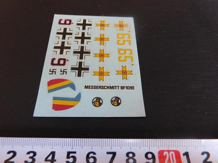sticker DECAL modelbouw Messerschmitt BF109E  vliegtuig, Verzamelen, Stickers, Zo goed als nieuw, Bedrijf of Vereniging, Ophalen