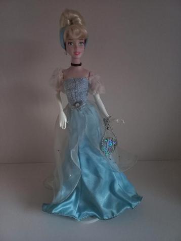 Disney’s Cinderella Starlit Collection Brass key doll