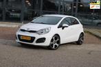 Kia Rio 1.1 CRDi Super Pack|XENON|6BAK|BLUETHOOTH|, Auto's, Kia, Voorwielaandrijving, Euro 5, Gebruikt, 1120 cc