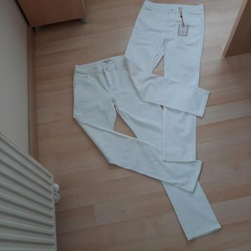 2 nieuwe jeans van Didi maat 38. Wit beschikbaar voor biedingen