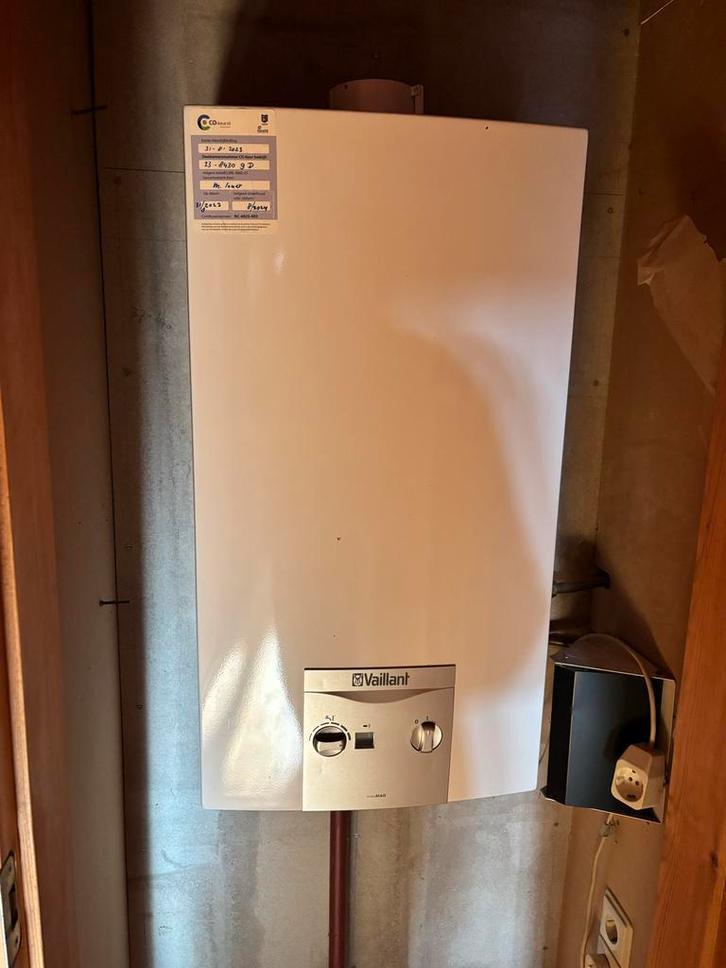 Vaillant MAG NL 17-2/0 L Geiser, Doe-het-zelf en Verbouw, Geisers en Boilers, Gebruikt, Geiser, Aardgas, Minder dan 20 liter, Ouder dan 10 jaar