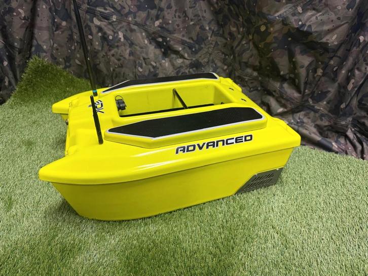 Pk voerboot geheel compleet tel 06 52053509   0628844551, Watersport en Boten, Hengelsport | Karpervissen, Zo goed als nieuw, Overige typen