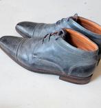 Van lier  9 1/2 (43 1/2), Ophalen of Verzenden, Zo goed als nieuw