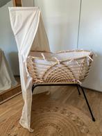 Leuke rotan wieg, wiegje met hemeltje, Kinderen en Baby's, Babywiegjes en Ledikanten, Ophalen, Gebruikt, Wieg