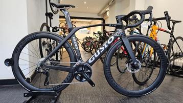 *NIEUW* Gusto duro evo sport te disc di2 beschikbaar voor biedingen