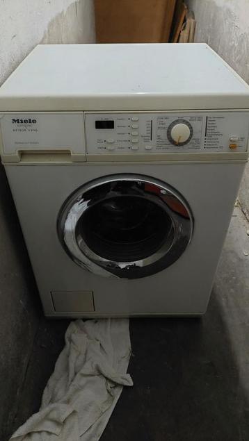 Miele wasmachine type softtronic model V4547 1450 toeren