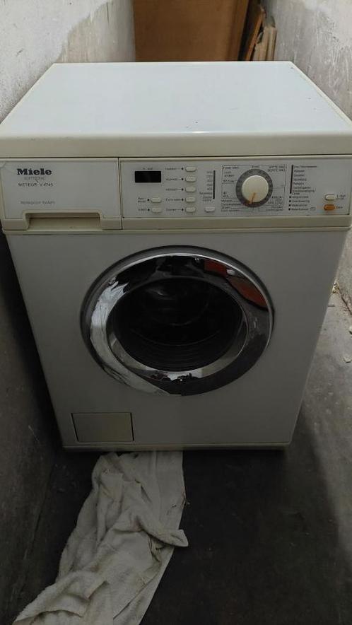 Miele wasmachine type softtronic model V4547 1450 toeren, Witgoed en Apparatuur, Wasmachines, Gebruikt, Voorlader, 4 tot 6 kg