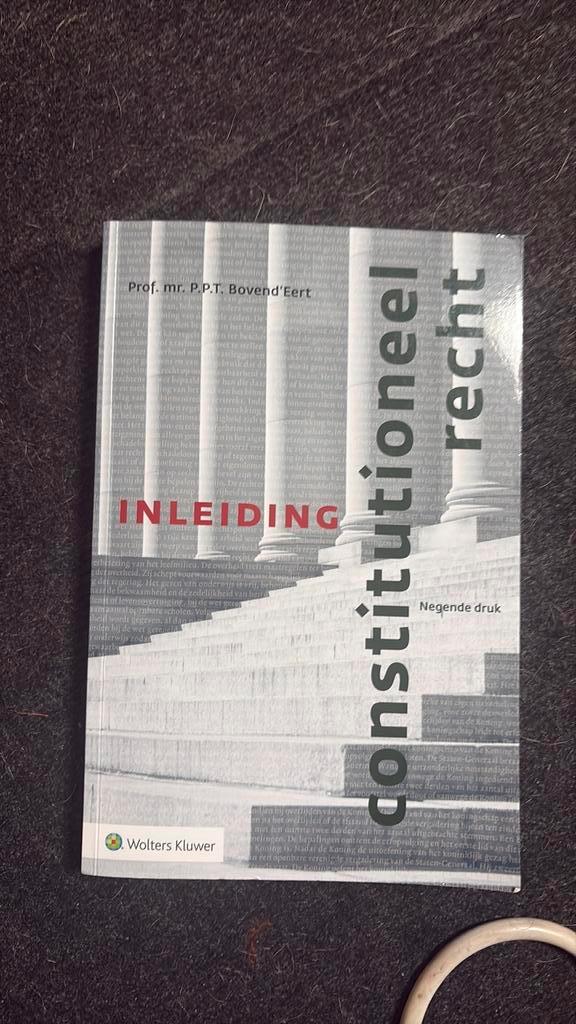 Inleiding constitutioneel recht, Boeken, Wetenschap, Zo goed als nieuw, Sociale wetenschap, Ophalen of Verzenden