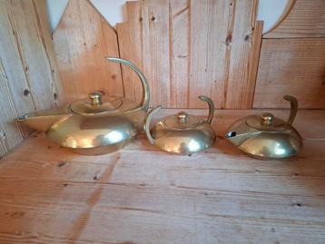 Art deco koffie-of theepot met roomstel beschikbaar voor biedingen