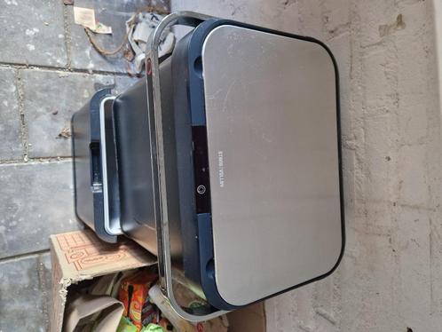 Prullenbak 60L met sensor en 3 vakken, Huis en Inrichting, Woonaccessoires | Prullenbakken, Gebruikt, Rvs, 75 cm of meer, 40 liter of meer