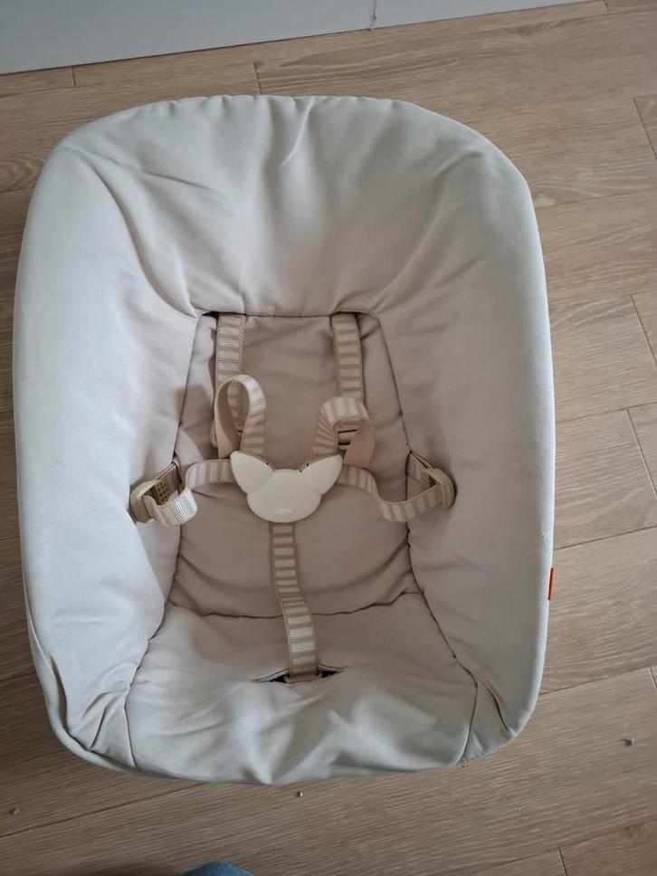 Stokke Tripp Trapp Newborn Set + Extra Hoes, Kinderen en Baby's, Kinderstoelen, Zo goed als nieuw, Meegroeistoel, Gordel(s), Stoelverkleiner