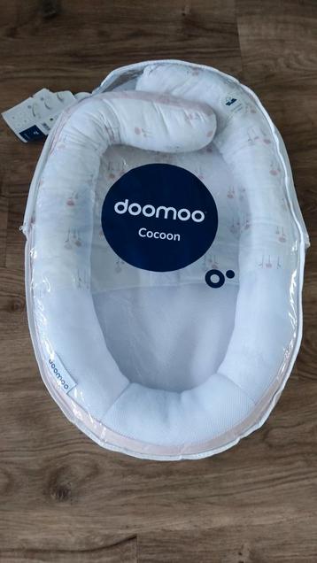 Babynestje doomoo beschikbaar voor biedingen