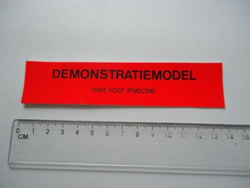 sticker DEMONSTRATIE MODEL Niet voor injectie retro fabriek, Verzamelen, Stickers, Zo goed als nieuw, Overige typen, Verzenden