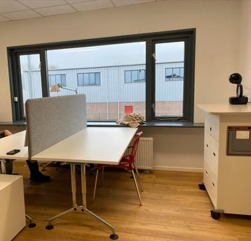 Vitra Bureau - Gebruikt beschikbaar voor biedingen
