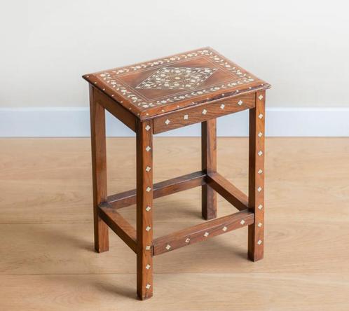 Bijzettafeltje antiek India ingelegd krukje vintage tafel, Antiek en Kunst, Antiek | Meubels | Tafels, Verzenden