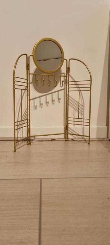 Sieraden Organizer met Spiegel beschikbaar voor biedingen