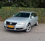 Volkswagen Passat 2.0 FSI 110KW station 2006 zilver/grijs, Voorwielaandrijving, Zwart, 4 cilinders, 1984 cc