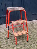 Vintage jr 60 keukentrap opstapje hout trap oranje retro, Ophalen of Verzenden, Huis en Inrichting